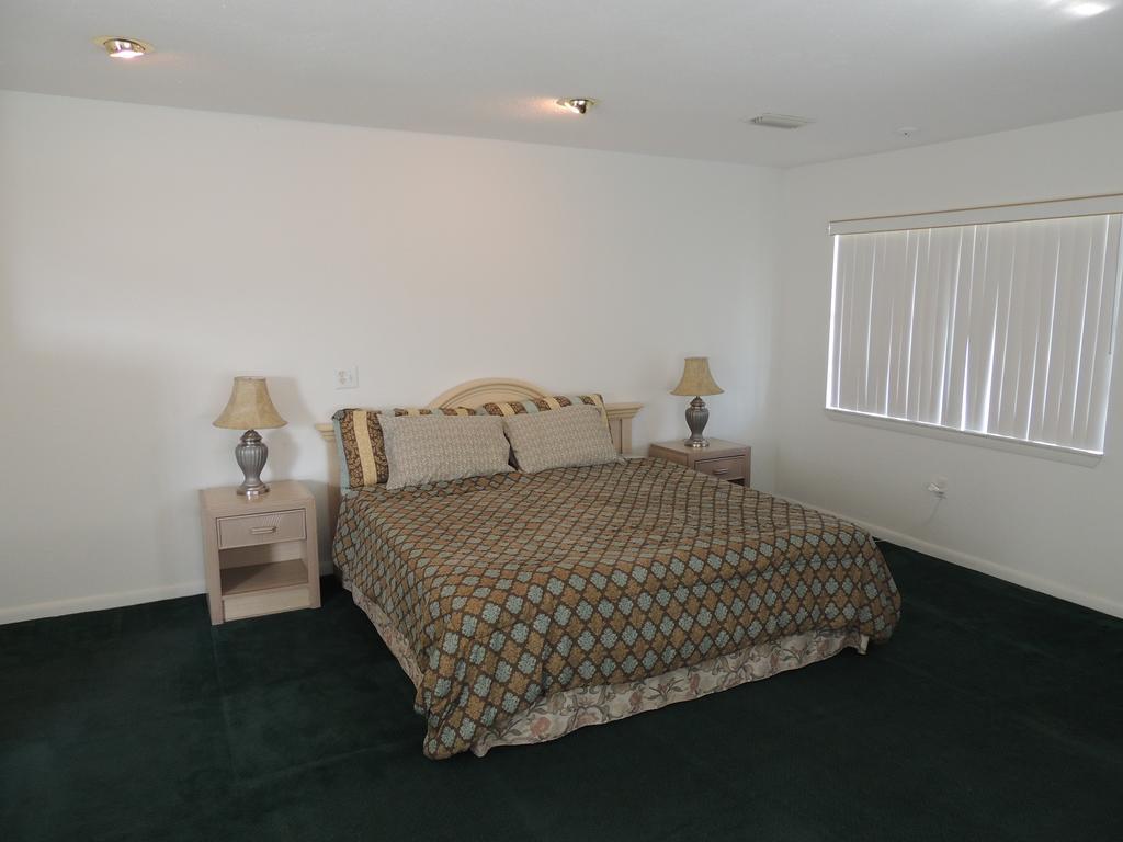 Rodeway Inn & Suites Winter Haven Chain Of Lakes Rom bilde