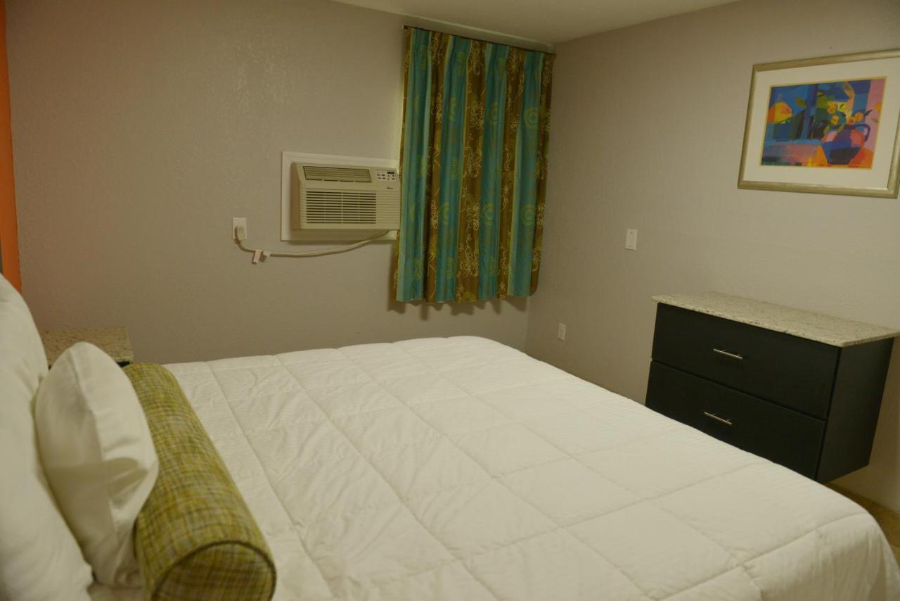 Rodeway Inn & Suites Winter Haven Chain Of Lakes Eksteriør bilde