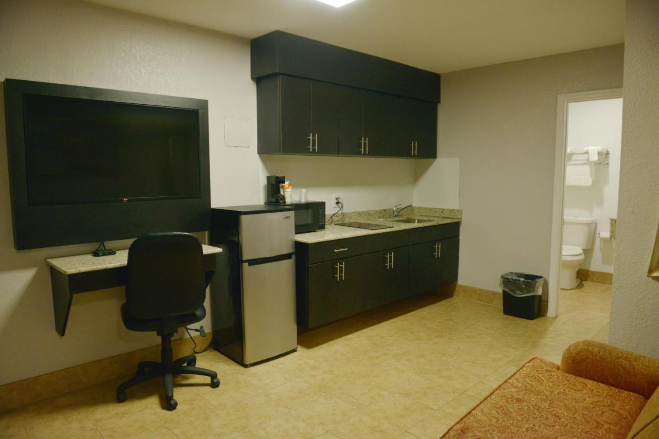 Rodeway Inn & Suites Winter Haven Chain Of Lakes Eksteriør bilde