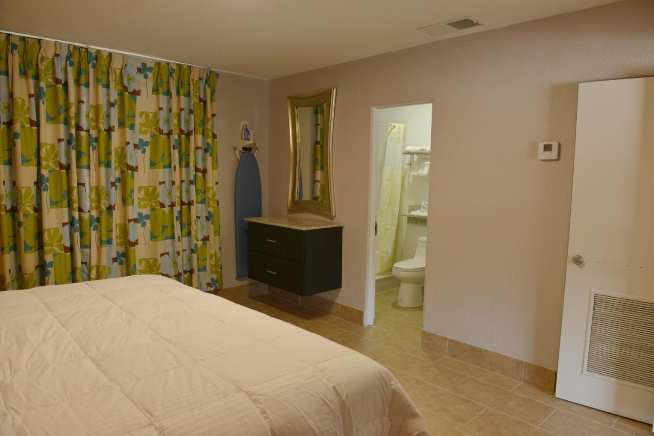 Rodeway Inn & Suites Winter Haven Chain Of Lakes Eksteriør bilde